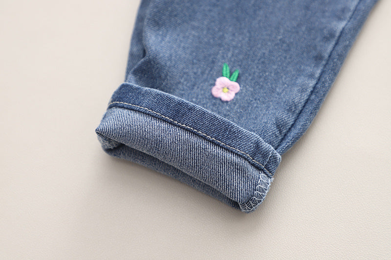 Kombi- Set aus Sweatshirt und Denim, mit Blumenmuster