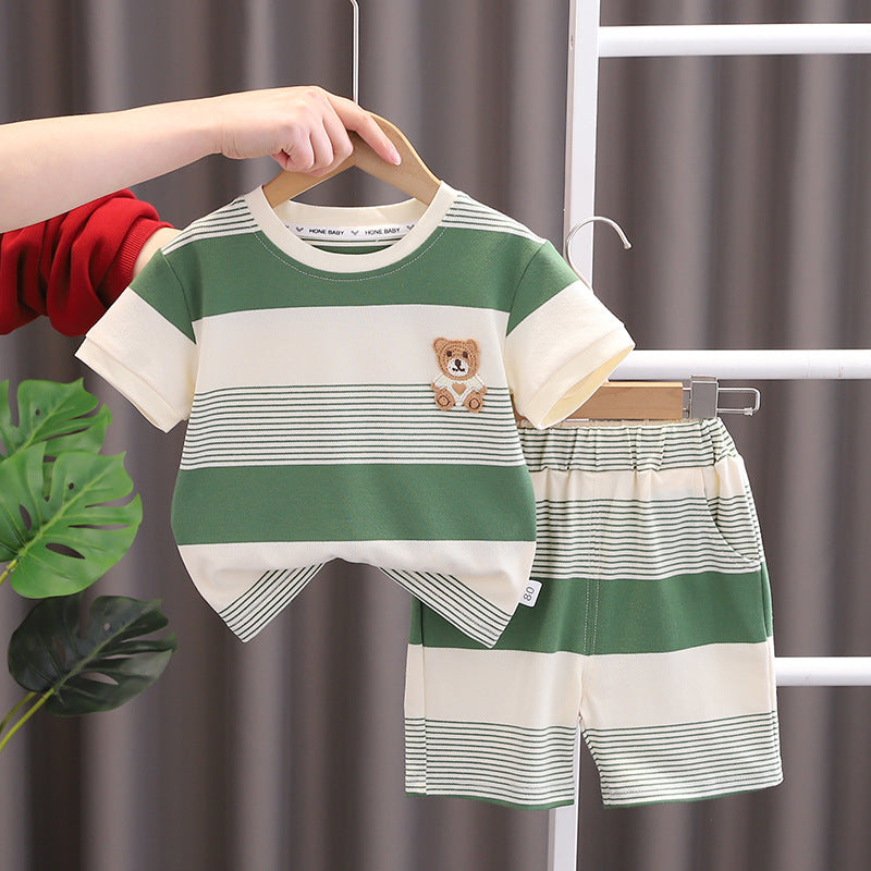 Kombi-Set aus T-Shirt und Shorts