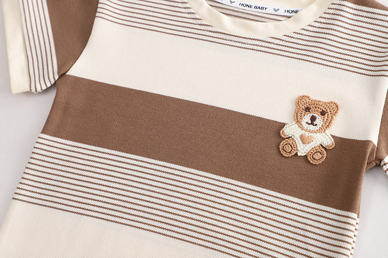 Kombi-Set aus T-Shirt und Shorts
