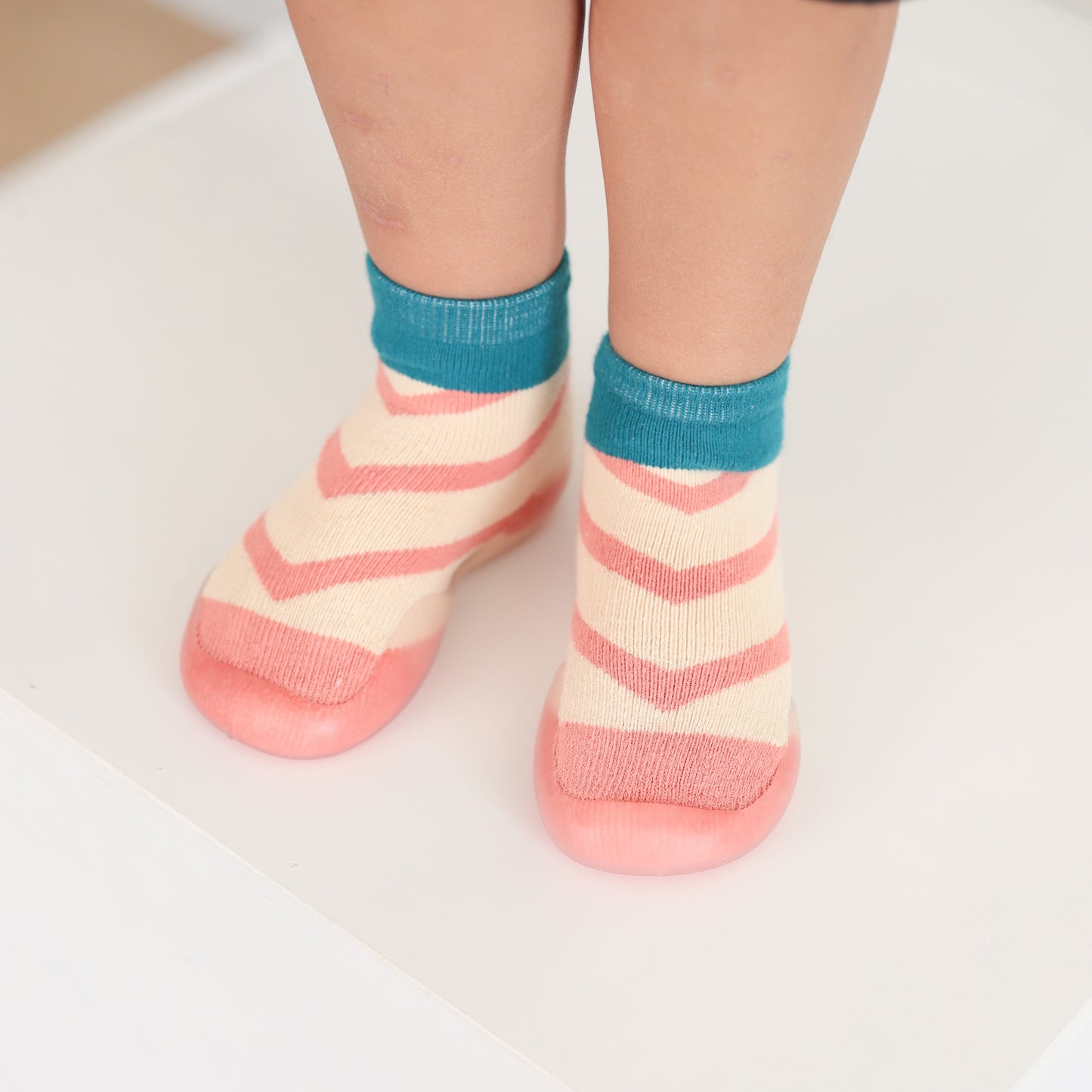 Kinder- Sockenschuhe (Zebra / Rosa- Aquablau)