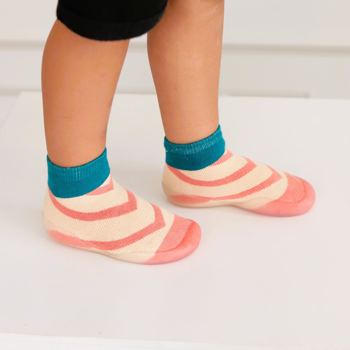 Kinder- Sockenschuhe (Zebra / Rosa- Aquablau)