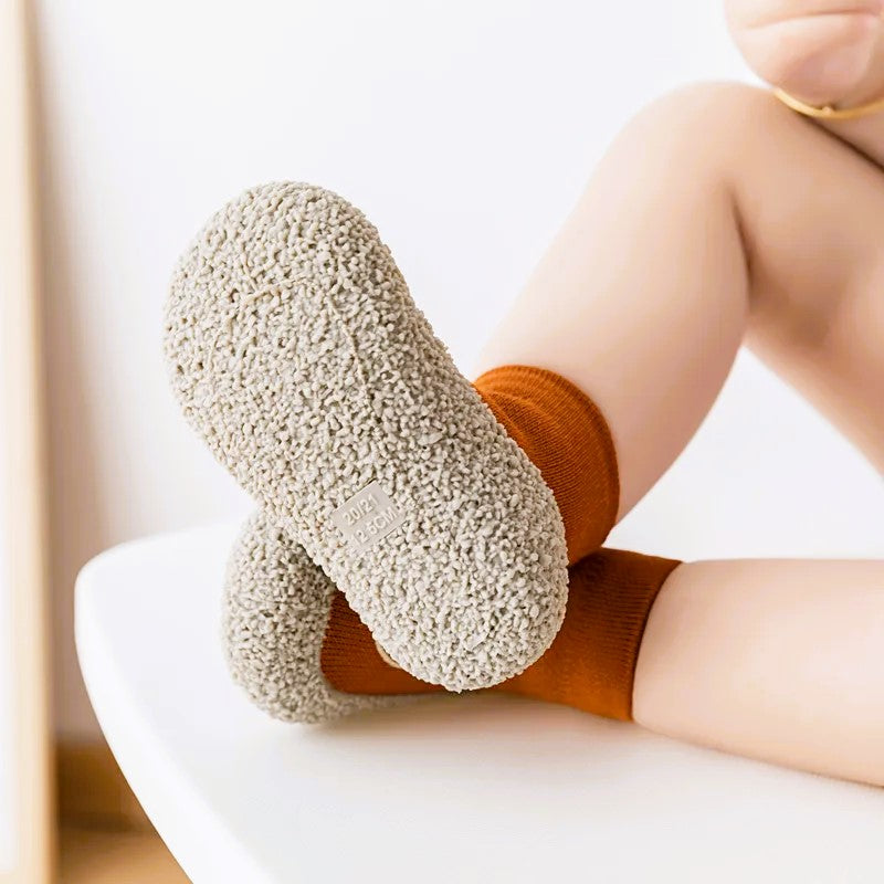 Kinder-Sockenschuhe (Bärchen braun)